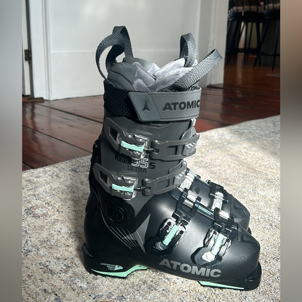 Women’s Ski Boots size 23/23.5